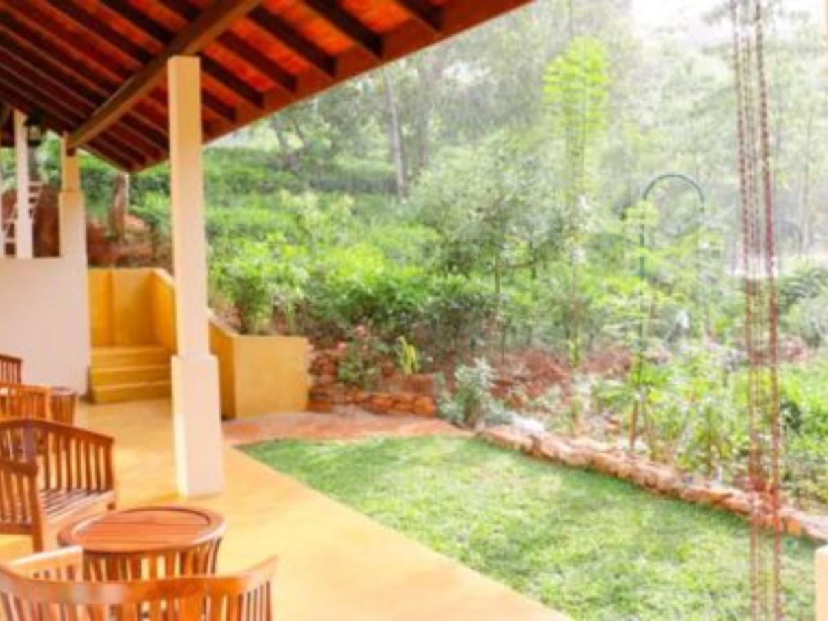 Aqua Exotica Wellness Retreat Hotel Gampola Esterno foto